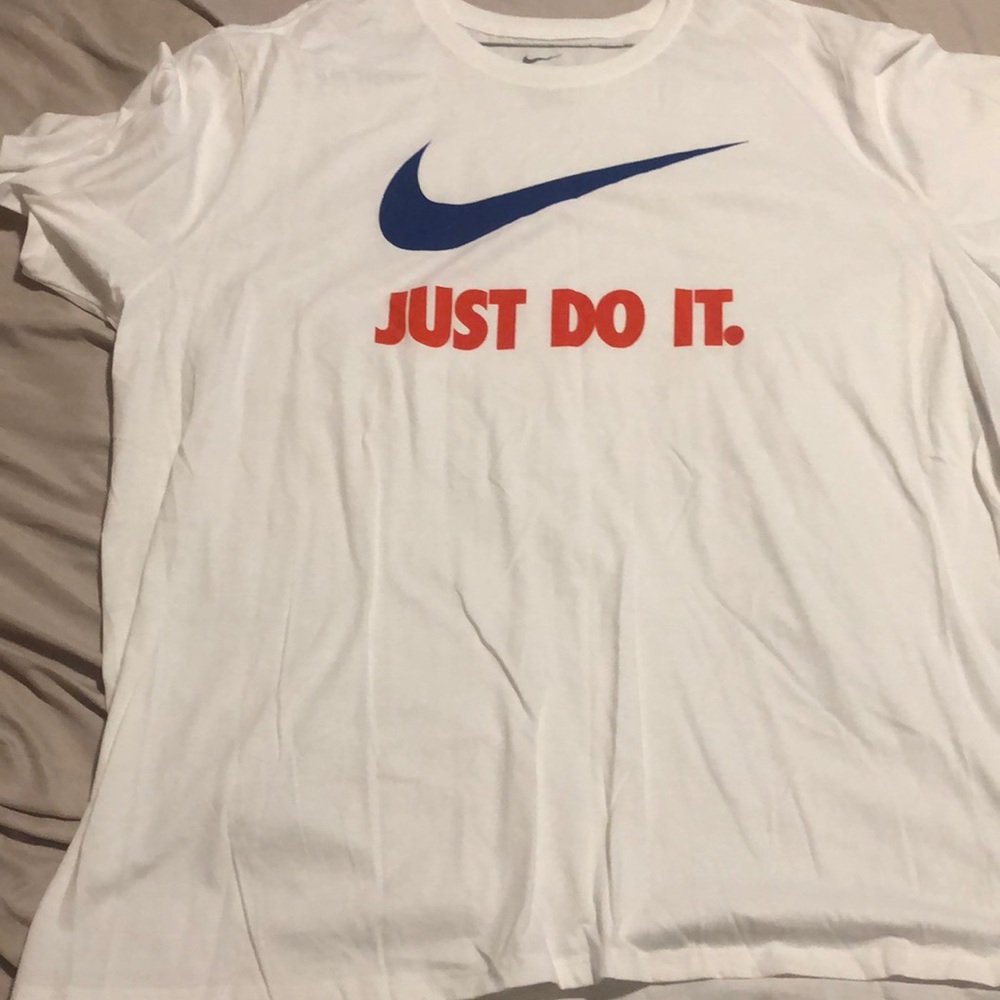 Nike Tee